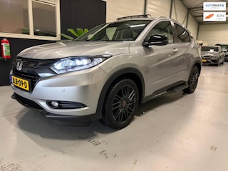 Honda HR-V 1.5 i-VTEC Executive Black Edition