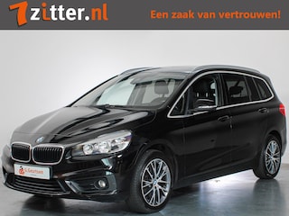 BMW 2-serie Tourer 218i Essential 7-Persoons, Cruise Control, Navigatie, Stoelverwarming