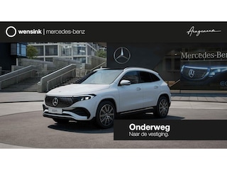 Mercedes-Benz EQA 250+ Business Solution AMG 71 kWh | Panoramadak | Dodehoekassistent | Parkeercamera | Sfeerverlichting | Apple carplay |