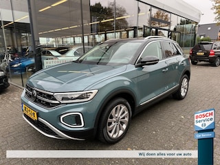 Volkswagen T-Roc 1.5 TSI 150pk 7-DSG AUTOMAAT Style Business