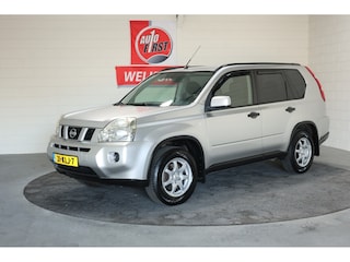 Nissan X-Trail 2.0 XE 4WD 2e Eig. NL auto, Boekjes, Bovengemiddeld netjes .. Ideale auto voor een daktent, goede caravan trekker