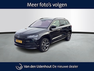 Skoda Karoq 1.5 TSI ACT 150pk Sportline Business DSG / Panoramadak / Stoelverwarming / Camera