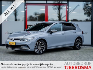 Volkswagen Golf 1.5 eTSI Active |