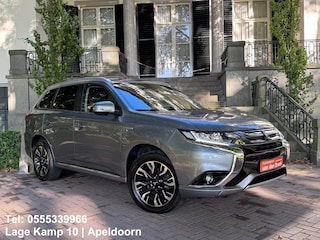 Mitsubishi Outlander PHEV Instyle Autom Navi Camera 360C Xenon Leder Stoelverw Climate Cruise Ctr Full Options