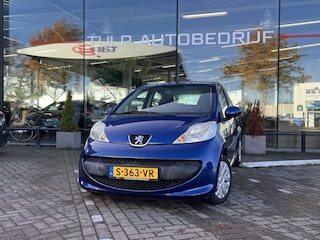 Peugeot 107 1.0-12V XR 5 Deurs Airco Nette staat! All Season