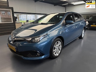Toyota Auris 1.8 Hybrid Dynamic