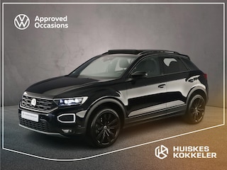 Volkswagen T-Roc Sport 1.5 TSI 150pk DSG Automaat Trekhaak, Panoramadak, Adaptive cruise control, Black Style, Achteruitrijcamera, Elektrische achterklep