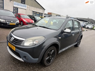 Dacia Sandero 1.6 Stepway 5-Drs Airco! Bj:2010 NAP!