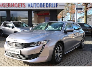 Peugeot 508 SW 1.6-16v. 180 Pk * Automaat * Super Mooi * Wit Lederen Interieur * Navigatie * Vierseizoenenbanden Michelin * Focal Geluid * L.M. Velgen * Stoelverwarming * Dodehoekbewaking * Vingerhoets; Vierde Generatie Eersteklas Service. Al meer dan 100 jaar een begrip in de Brabantse Kempen.......