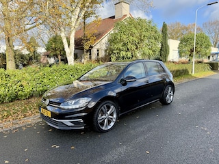 Volkswagen Golf 1.5 TSI DSG 150PK R-Line•Pano•Navi•Camera