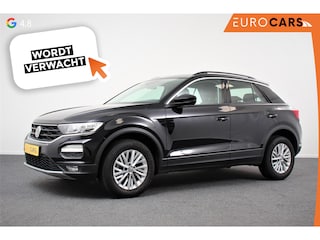 Volkswagen T-Roc 1.5 TSI DSG Style | Navigatie | Climate Control | Adatieve Cruise Control | Electrische achterklep | Stuurwielverwarming | Camera | Parkeer Sensoren