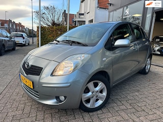 Toyota Yaris 1.3 VVTi Luna MMT|Aut|Leder|PDC|Navi|Clima