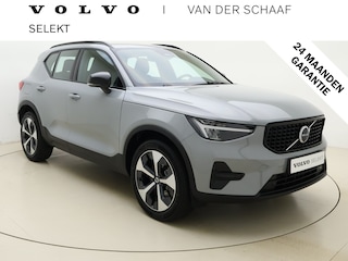 Volvo XC40 B4 211pk Plus Dark / Harman&Kardon / Elektr. Stoelen / 19'' + All Season / Elektr. Trekhaak / Noodreservewiel / Keyless / BLIS / ACC / Verw. Voorruit /