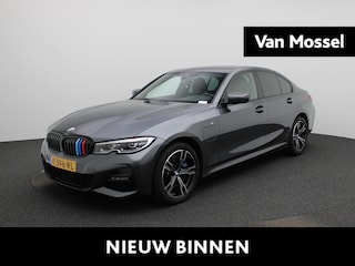 BMW 330e High Executive M-Pakket | AUTOMAAT | Lederen Bekleding | Apple Carplay/Android Auto | Parkeersensoren | Stoelverwarming |