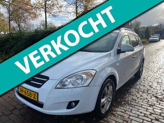 Kia Ceed Cee'd Sporty Wagon 1.4 X-tra | 7-persoons | APK TOT 18-12-2026 | Airco | Radio | PDC | Lichtmetaal | Rijd goed | NL. Auto |