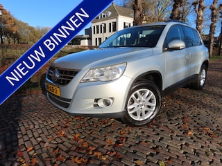 Volkswagen Tiguan 1.4 TSI Comfort&Design Elektrisch Glazen Panoramadak Pdc Cruisecontrol Ecc Park Assist Lm Velgen Trekhaak