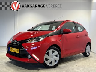 Toyota Aygo 1.0 VVT-i x-play | Origineel Nederlandse auto | Airco | Achteruitrijcamera | Bluetooth |