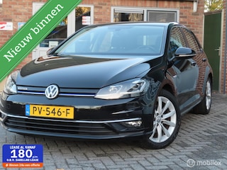 Volkswagen Golf 1.5 TSI Highline|Carplay|Stoelverwarming|Parkeersensoren V/A|Navigatie.