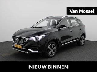 MG ZS EV Luxury 45 kWh | Stoelverwarming | Panoramadak | Leer | ACC |