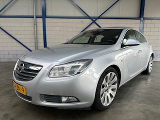 Opel Insignia 2.0 T Executive 220PK|Automaat|Grote Scherm|Trekhaak