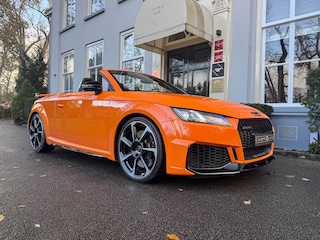 Audi TT TTRS Roadster Quattro, Audi Exclusive