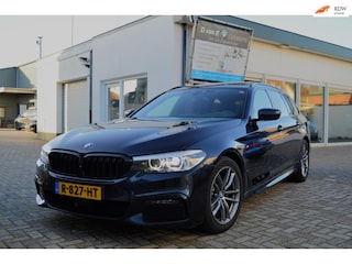 BMW 5-serie Touring 520d M sport M-pakket Pano Head-up Adaptief cruise