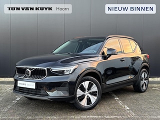 Volvo XC40 2.0 B3 Essential / elek. trekhaak / Stoel- en stuurverwarming / cruise control / all season / carplay /