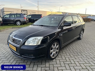 Toyota Avensis Wagon 2.0 VVTi Linea Luna
