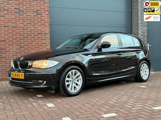BMW 116i Youngtimer Marge geen BTW aanbetaling | Automaat | Leder | Sportstoelen | Trekhaak
