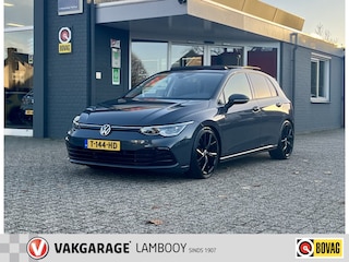 Volkswagen Golf 1.5 eTSI Style Wolfsburg edition Carplay Pano Stoelverwarming