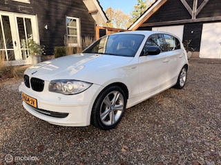 BMW 118i EffDyn. Ed Business Line Ultimate Edition