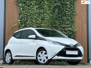 Toyota Aygo 1.0 VVT-i x-play|AUTOMAAT|5DRS|CAR-PASS