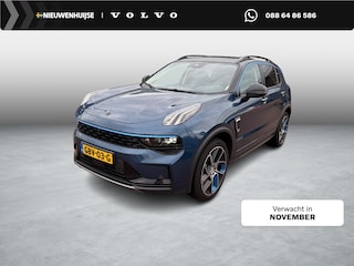 Lynk & Co 01 1.5 Plug-in Hybrid | 360 camera | Panoramadak | Adaptive cruise control | 20" velgen | LED koplampen | Stoelverwarming | Navigatie | Apple Carplay / Android Auto |