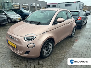 Fiat 500 3+1 Icon 42 kWh 118 pk | Navigatie | Keyless entry | Cruise control |