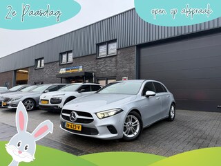 Mercedes-Benz A-klasse 180 Business Solution | 12MND GARANTIE | NAVIGATIE | CRUISE | PDC | LMV | GOED ONDERHOUDEN |