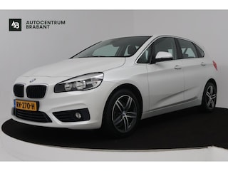 BMW 2-serie Tourer 220i M Sport (STOELVERWARMING, CRUISE CONTROL, PARKEERSENSOREN, AUTOMAAT)