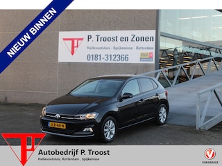 Volkswagen Polo 1.0 TSI Highline Climate control/Stoelverwarming/Navigatie/Apple car play/Verwarmbare buitenspiegels/Parkeerassistent/Privacy glass