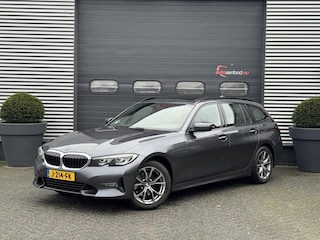BMW 3-serie Touring 320i Executive Edition | Panoramadak | DAB | Carplay | Navigatie | Elektrische Achterklep |