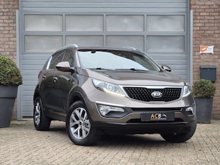 Kia Sportage 1.6 GDI World Cup Edition Achteruitrij Camera / Navigatie. Nette auto! Keurig onderhouden.