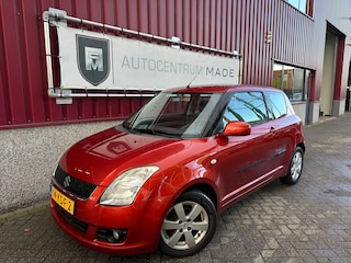 Suzuki Swift 1.5 Exclusive // Airco // Navi