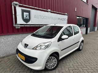 Peugeot 107 1.0-12V XR // 5-Deurs
