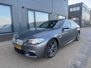 BMW M550xd // 380PK // 360 Camera // Alcantara hemel // Schuifdak //
