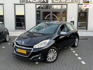 Peugeot 208 1.2 PureTech Allure|Automaat|Pano|Navi|Pdc