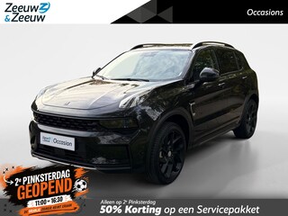 Lynk & Co 01 1.5 Black Edition Apple Carplay/Android Auto , stoelverwarming , panoramadak , navigatiesysteem full map , camera 360 , elektrisch verstelb. bestuurdersstoel met geheugen , elektrisch bedienbare achterklep ,                                               lichtmetalen velgen 20" ,cruise control adaptief met Stop&Go en stuurhulp ,airco (automatisch) ,