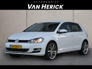 Volkswagen Golf 1.2 TSI Lounge | Cruise Control | Parkeersensoren V+A | Stoelverwarming