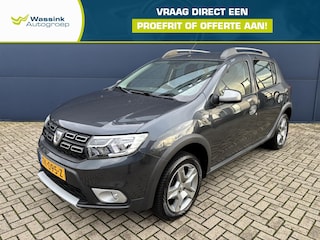 Dacia Sandero Stepway 90pk Bi-Fuel | Navigatie | Parkeercamera | Cruise control | Parkeersensoren | Airco | All-season banden |