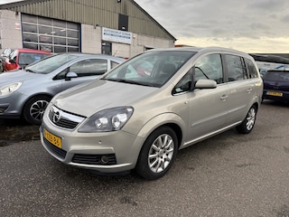 Opel Zafira 1.8 Executive 7- Pers. NAV.+ Airco Bj:2007