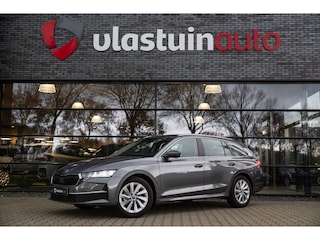 Skoda Octavia Combi 1.5 TSI MHEV Business Edition Plus , Adap. cruise, Trekhaak, Sfeerverlichting,