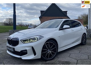 BMW 118i High Executive M-sport/ Pano/ H&K/ VC/ Shadow/ Privacy