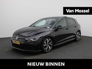 Volkswagen Golf 1.5 eTSI R-Line Business | AUTOMAAT | PANORAMADAK | STOELVERWARMING | STUURWIELVERWARNING | ACHTERUITRIJCAMERA | DODEHOEK DETECTIE |